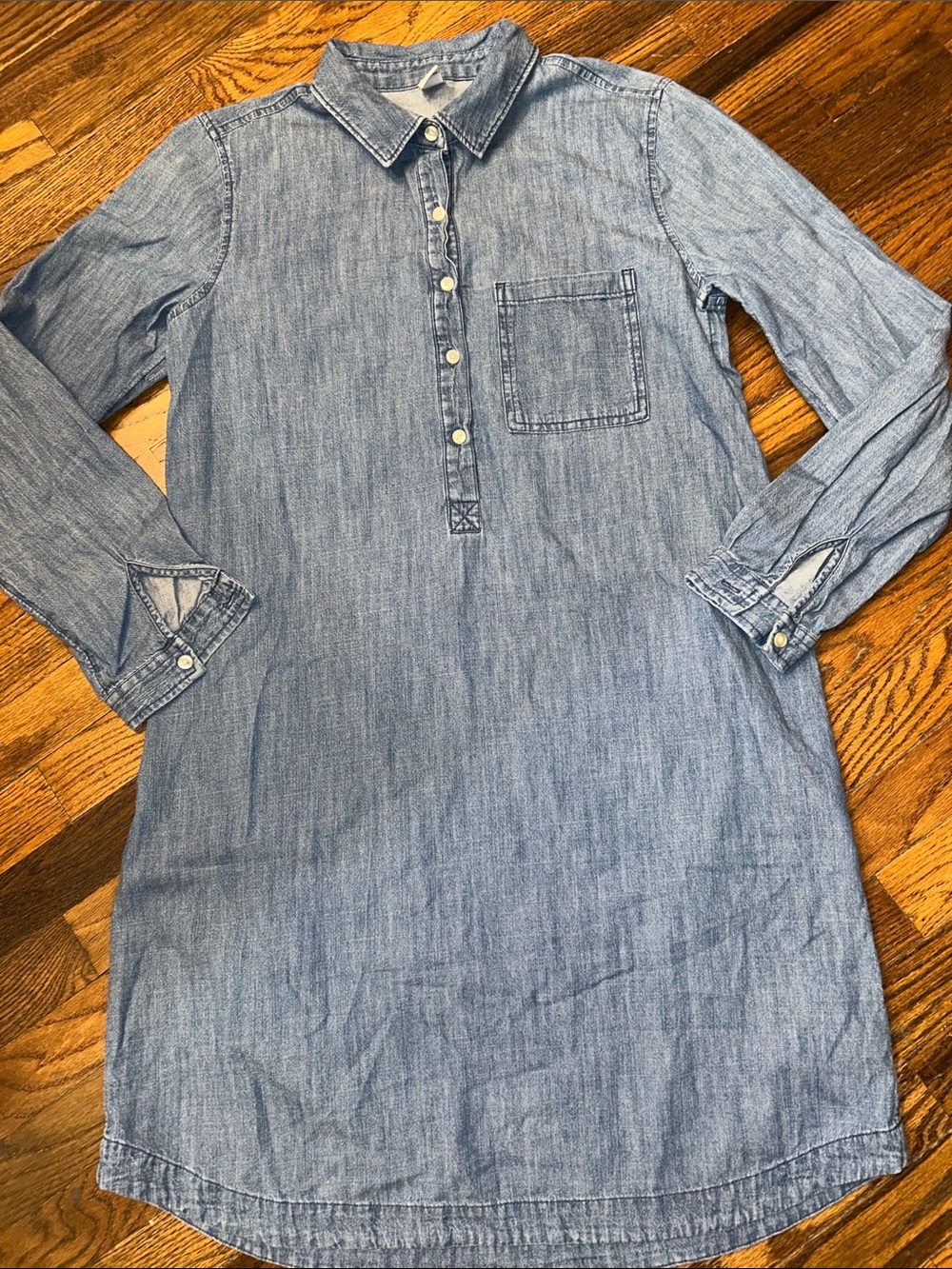 Old Navy Light Blue Chambray Button-Front Shirt Dress